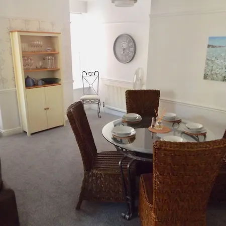 The Granby 2* Whitby