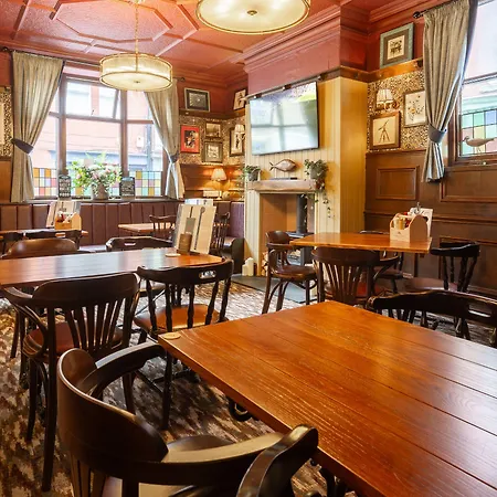 The Granby 2* Whitby