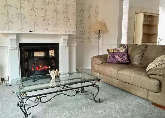 宾馆 The Granby 惠特比