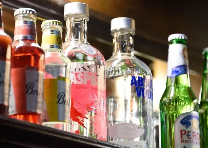 宾馆 The Granby 惠特比