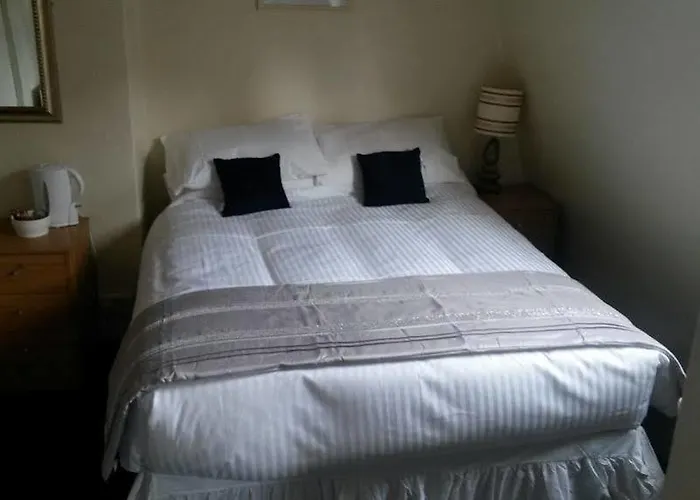 宾馆 The Granby 惠特比